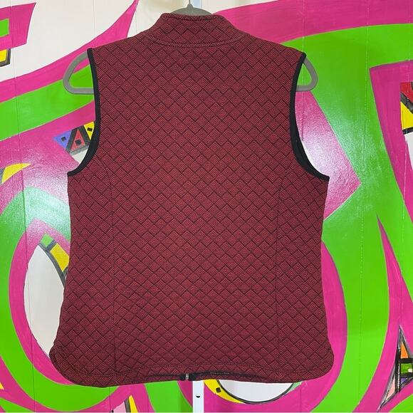 Kim Rogers Petite, Red Quilted Vest. Size PM. Excellent condition! - Picture 5 of 5